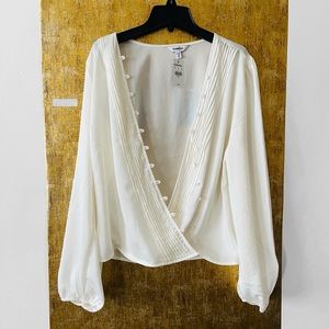 🌻SOLD🌻 Express Button-Down Blouse